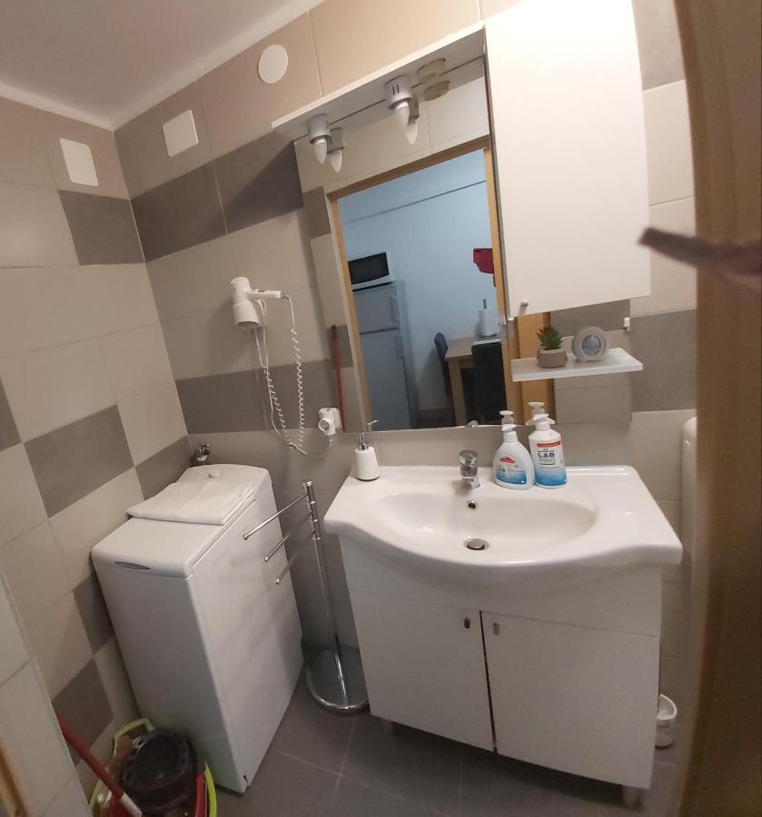 Apartmani I Sobe Mara Palit Dış mekan fotoğraf