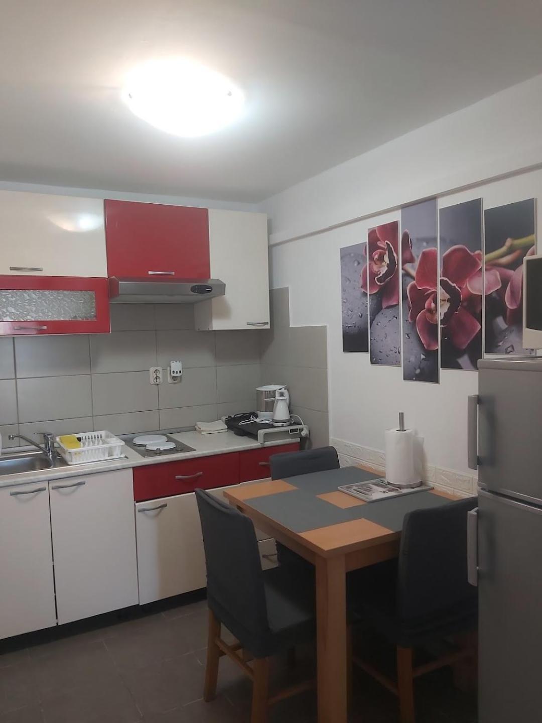Apartmani I Sobe Mara Palit Dış mekan fotoğraf