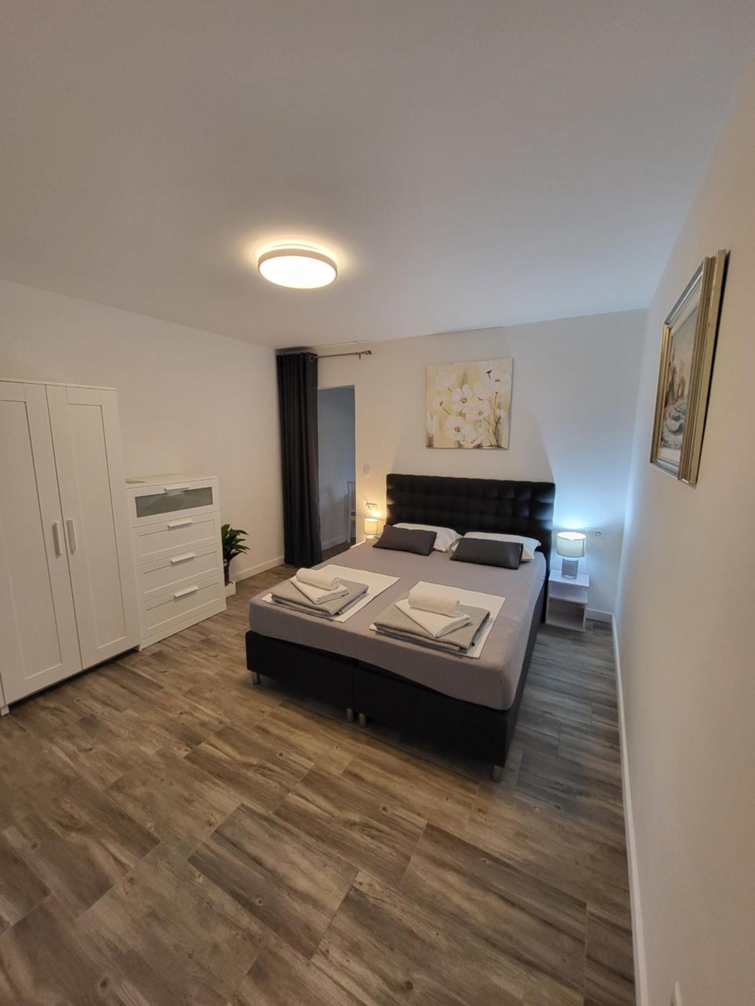Apartmani I Sobe Mara Palit Dış mekan fotoğraf