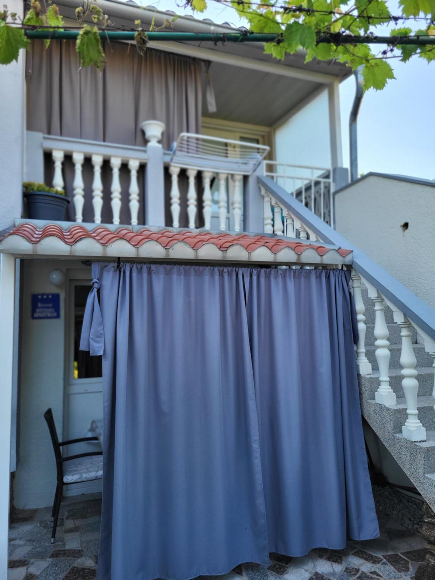 Apartmani I Sobe Mara Palit Dış mekan fotoğraf