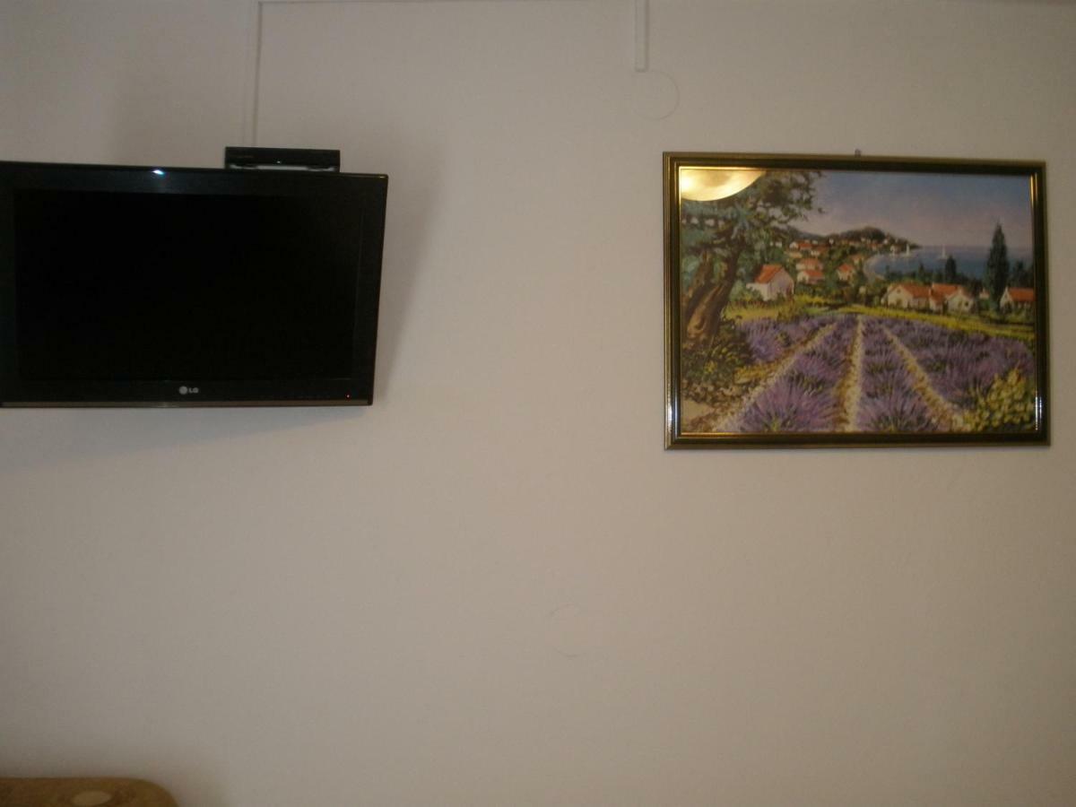 Apartmani I Sobe Mara Palit Dış mekan fotoğraf