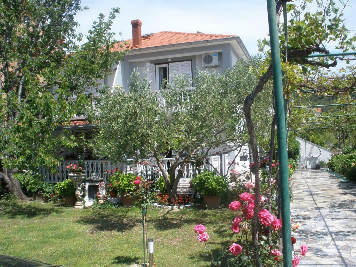 Apartmani I Sobe Mara Palit Dış mekan fotoğraf