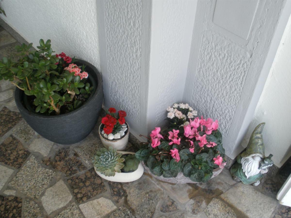 Apartmani I Sobe Mara Palit Dış mekan fotoğraf